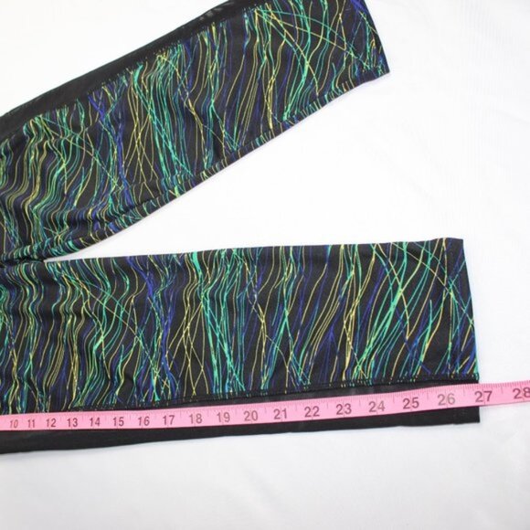 BUNDLE (4) brand new workout leggings - Picture 15 of 16